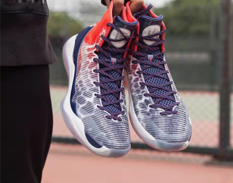 转卖李宁驭帅11代高帮篮球鞋男云减震水晶底...