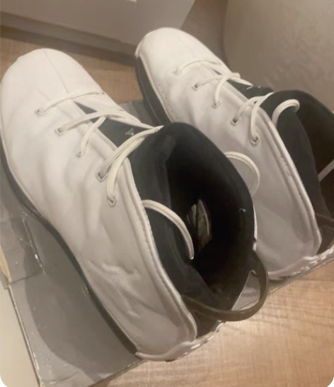 乔丹系列18.5，us8.5，42码，喷漆...