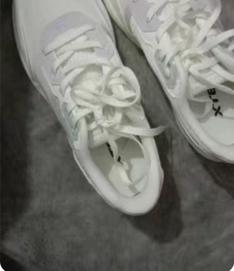 包邮全新正品特步女鞋39码 有原装鞋盒此款...