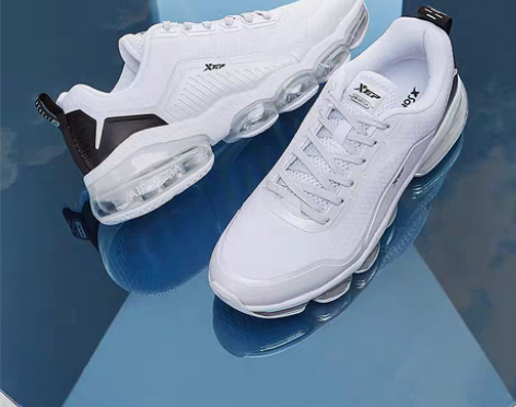 转卖特步男鞋全掌气垫运动鞋2021春季新款...