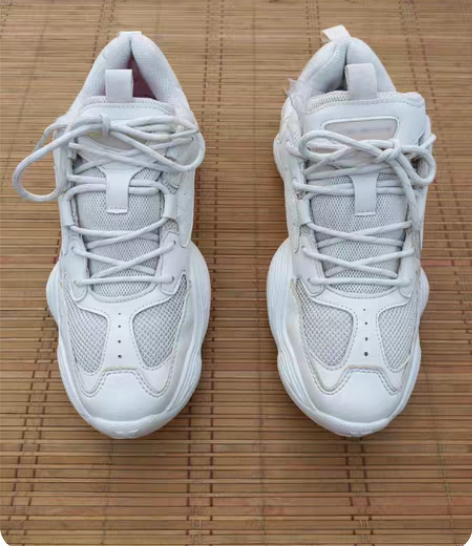 特步板鞋79包邮 尺码38全新XTEP/特...