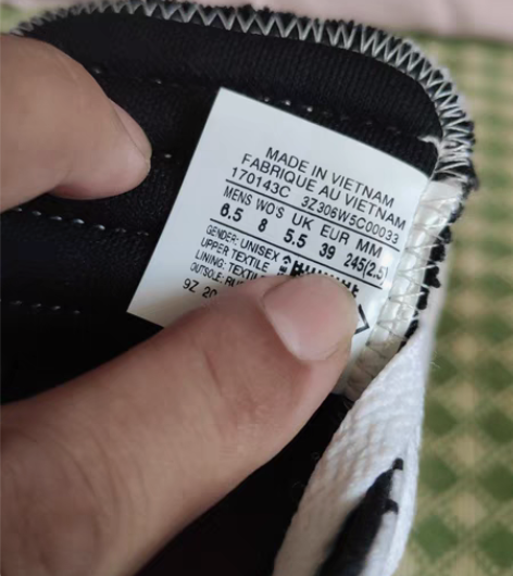 包邮CONVERSE匡威UNT1TL3D中...