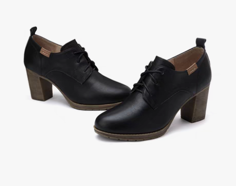 转卖骆驼女鞋 几乎全新 春夏休闲鞋深口鞋牛...