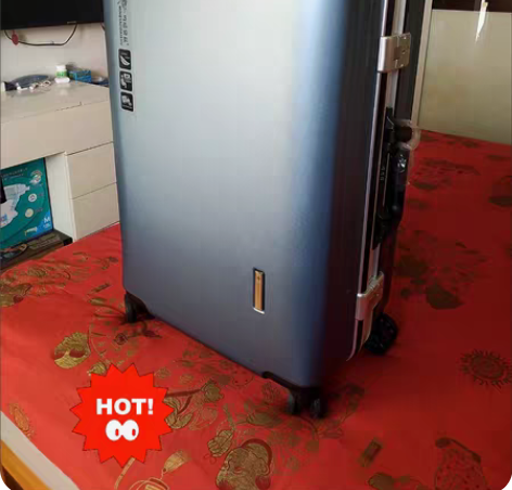 包邮原价499正品袋鼠行李箱旅行箱密码箱拉...