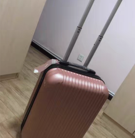 包邮玛莎拉蒂拉杆箱，4s店赠礼，20寸，三...