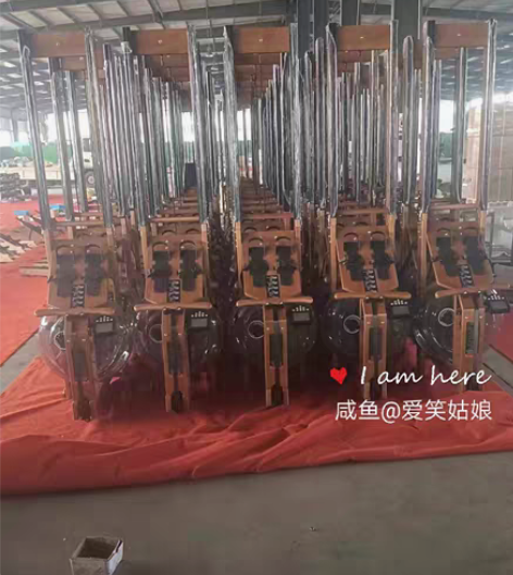 包邮【三折出，资金周转】水阻划船机家用健身...