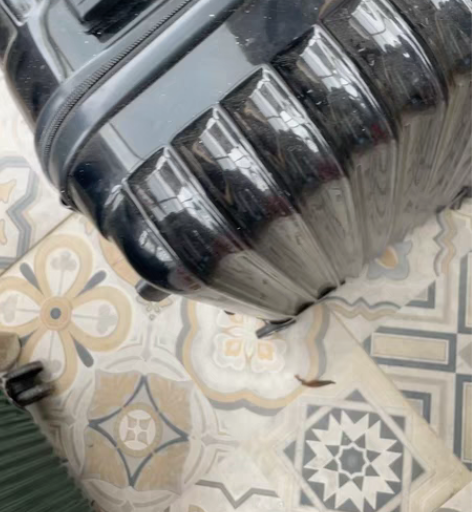 行李箱 只用过一次 南海大沥万科四季花城自...