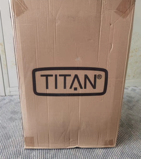 包邮德国TITAN行李箱正品，全新未拆封，...
