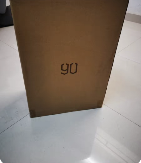 全新未拆封的小米90分行李箱，一共两个 都...