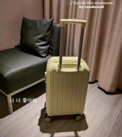 包邮出几十个品牌全新的行李箱女学生拉杆箱密...