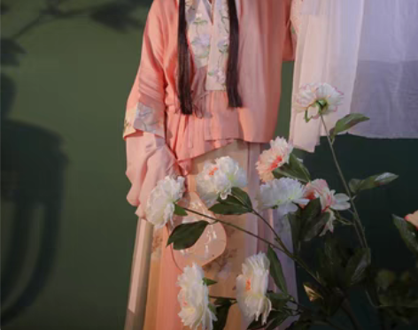 转卖华姿仪赏晴柔娇花 原创绣花印花明制汉服...