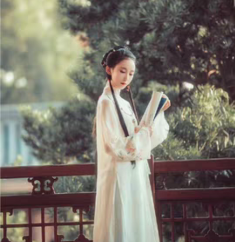 兰若庭汉服海棠春立领纱衫绣花渐变印花日常春...