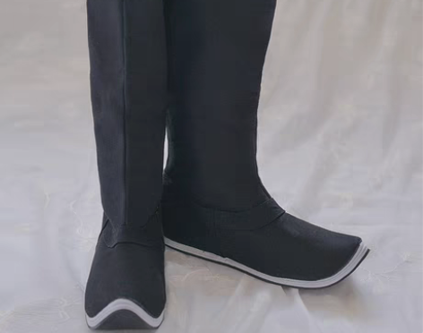 转卖[如梦霓裳]汉服饰品复古翘头尖头皂靴官...