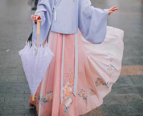 退坑出！！汉尚华莲琉光正品原创汉服女绣花明...