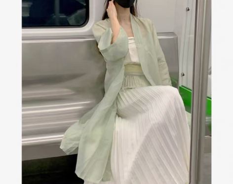转卖宋制汉服女秋季薄款绿色古装改良汉元素日...
