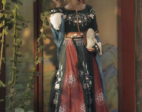 转卖耀春原创汉服女正品花瑶归唐制坦领三件套...