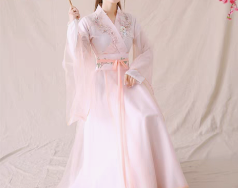 转卖古装女改良汉服超仙气飘逸中国古风舞蹈演...