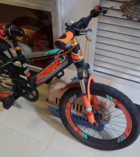 凤凰自行车本县的可以自提 感兴趣的话点“我...