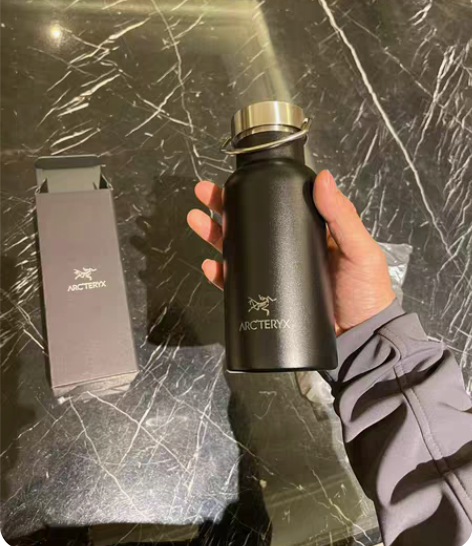 始祖鸟 保温杯 感兴趣的话点“我想要”和我...