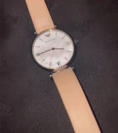 包邮阿玛尼Amani手表,天猫国际购入正品...