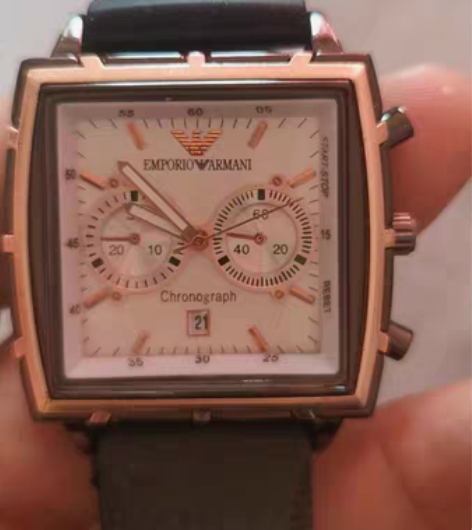 包邮出售阿玛尼方盘石英手表 硅胶表带 走时...