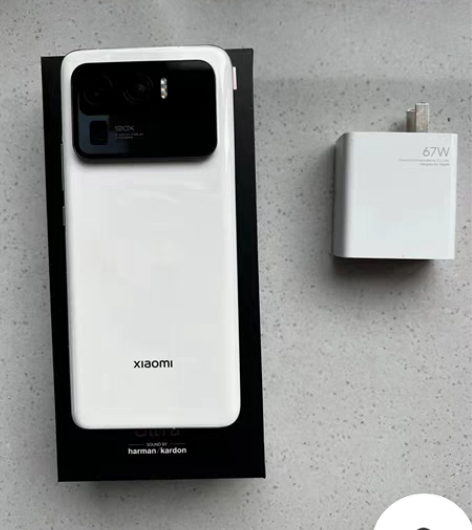 小米11Ultra 小米11Ultra，陶...
