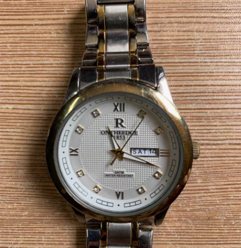 包邮日本电子表石英表男表不锈钢 换电池也不...