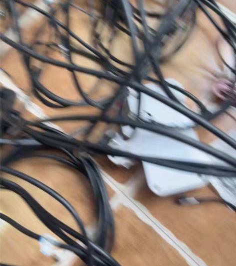 工作室不做了，现有胜为六类网线 五米的两三...