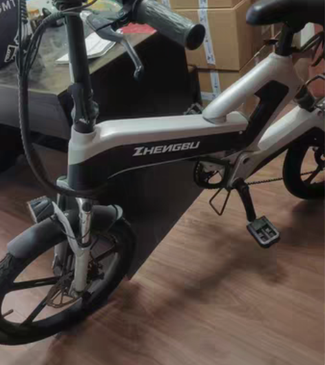 包邮新的9398元 可以上网查 去年五月份...