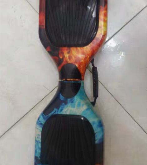 龙吟平衡车,外观保存良好,7成新,带蓝牙,...