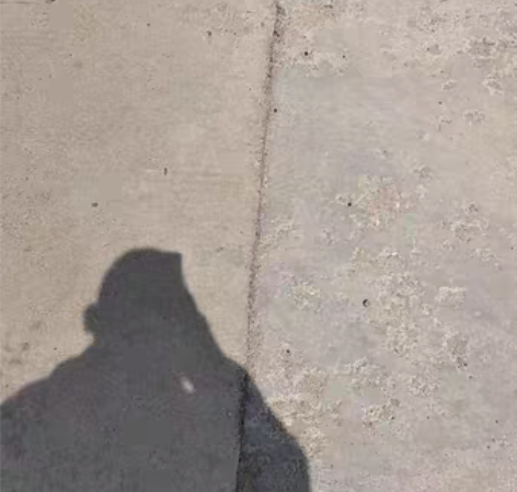 平横车200元自提，一口价。好用带充电器。...