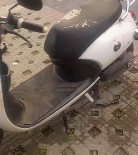 [1]个人原因转让一手正规60伏台铃小绿牌...