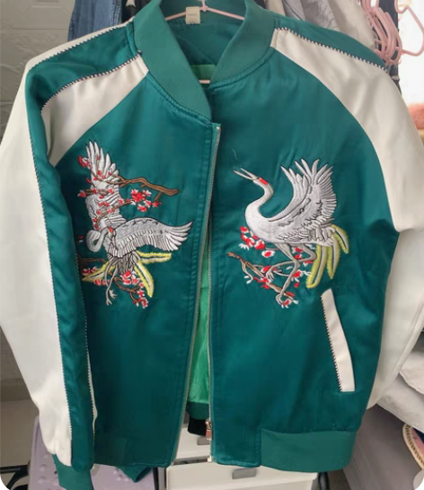 棒球外套 感兴趣的话点“我想要”和我私聊吧...