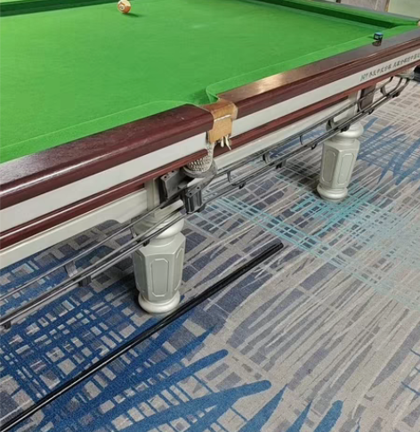 二手台球桌，九成新，有需要的联系 感兴趣的...