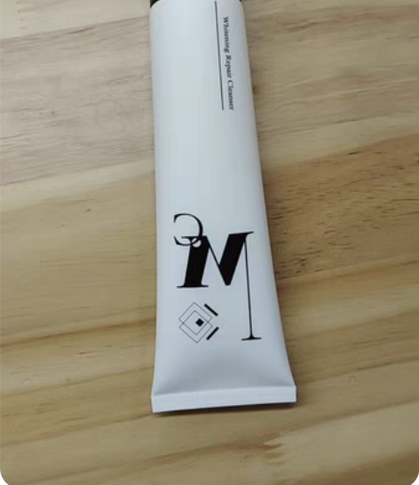 包邮和风雨男士美白洗面奶 【数量有限，速度...