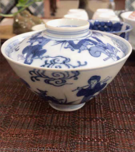 包邮日本老手绘青花盖碗一个有金缮，很好用，...