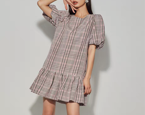 转卖Z11女装秋季新款复古格纹泡泡袖荷叶边...