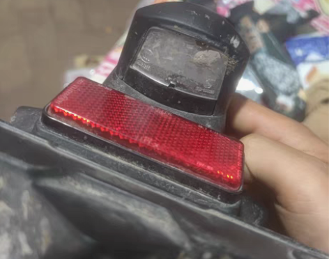 魔影250，450后原厂拍照架 牌照灯功能...