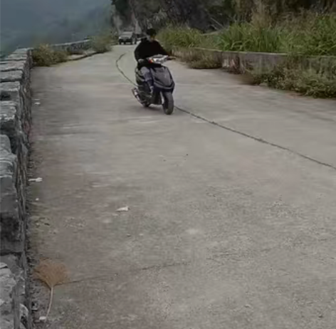 雅马哈福喜 150CC板车男女通用燃油代步...