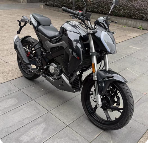 贝纳利150S小迅龙，个人一手车，20年4...