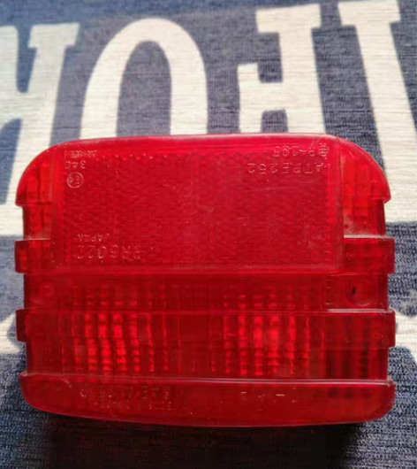 摩托车尾灯 感兴趣的话点“我想要”和我私聊...