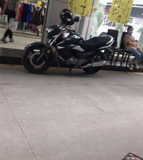 铃木gw250摩托车，16年上牌手续齐全到...