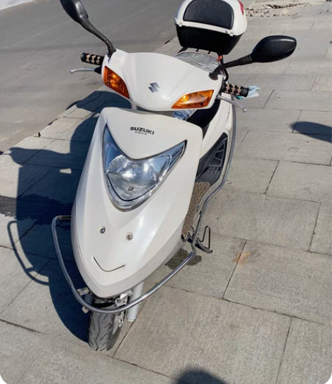 铃木瑞梦125摩托车,9成新的平时爱惜的很...