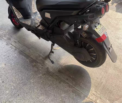 出一台电动车（摩托车）电池，座椅新换，功率...