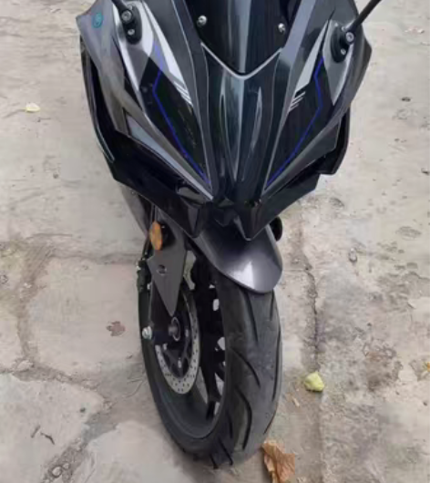 出售一辆个人的国产h2，有手续未上牌，新款...