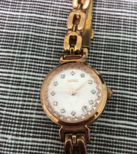 转卖日本精工WIRED F系列玫瑰金 石英...