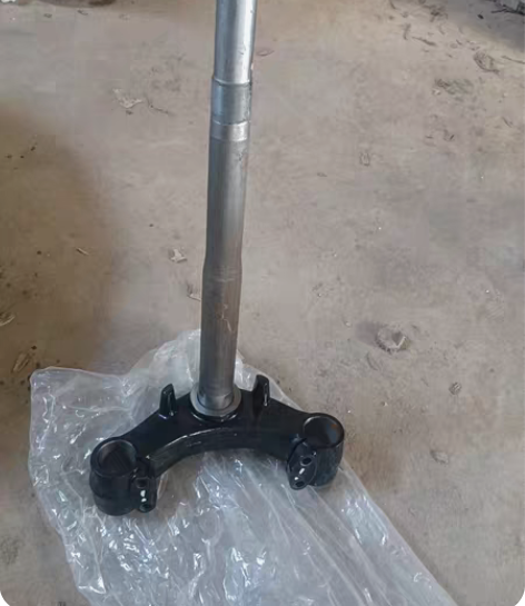 名称：豪爵踏板摩托车 车型：UCR方向柱 ...