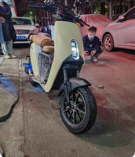 新大洲本田S07雅色黄 感兴趣的话点“我想...