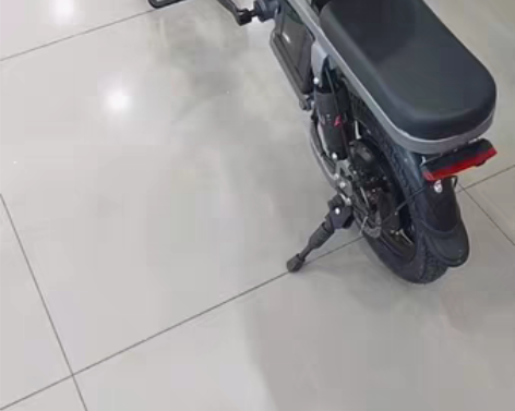 普莱德折叠电动车，非常方便～ 7月买没怎么...