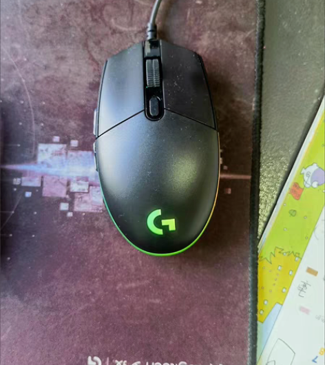 罗技G102二代有线游戏鼠标RGB笔记本电...